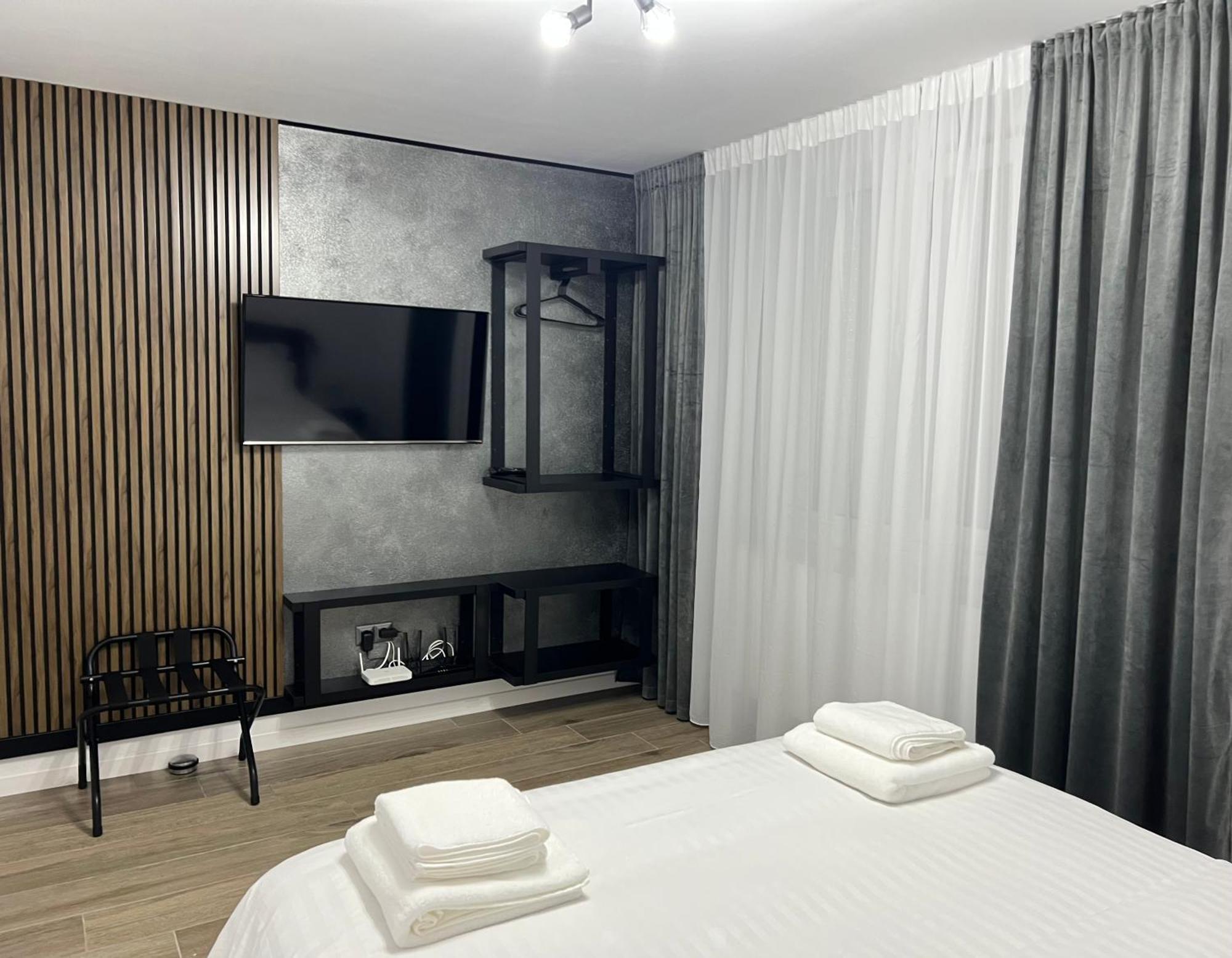 Onix Apartment Hunedoara Exterior photo