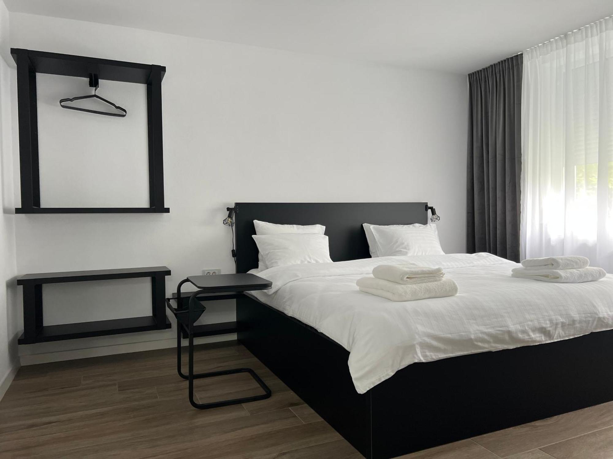 Onix Apartment Hunedoara Exterior photo